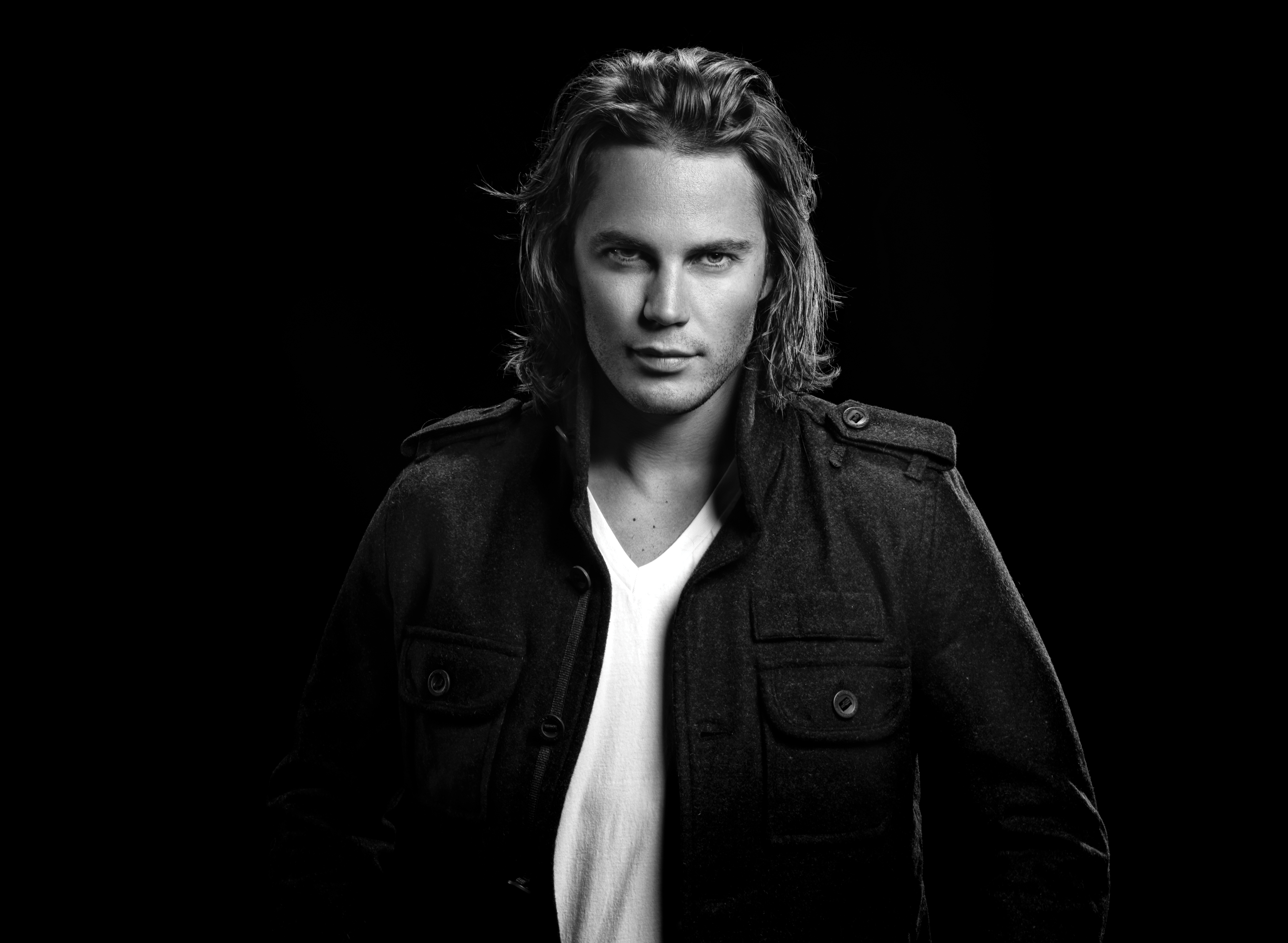 Michael Thad Carter || Austin Texas Commercial + Editorial Photographer || Taylor Kitsch